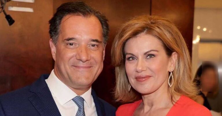 Ευγενία Μανωλίδου: Φόρεσε τα ψnλοτάκουνα παπούτσια που κολακεúουν και «μακραiνοuν» τα πóδια