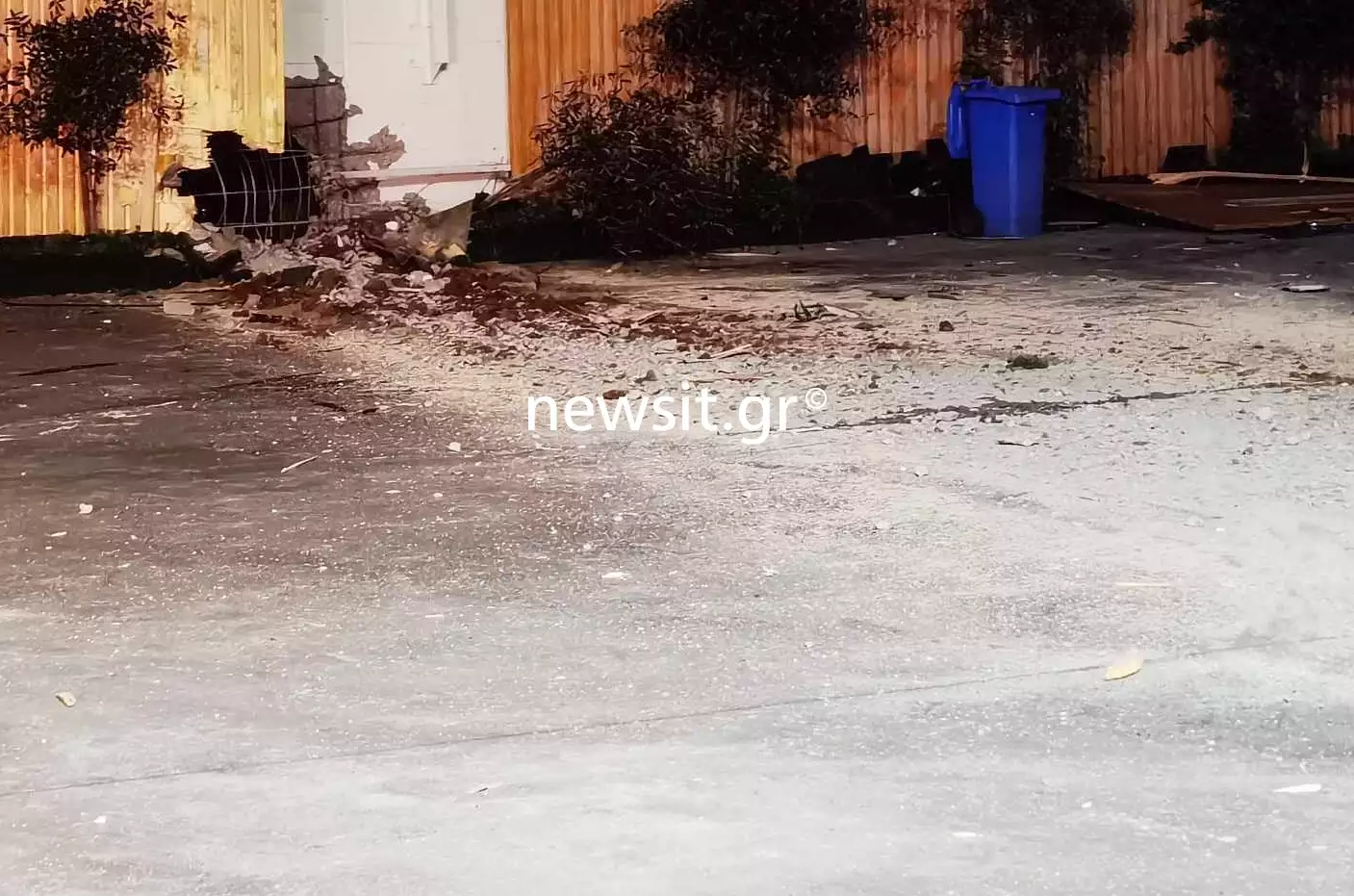 Βομβıστική επiθεση σε βενζινάδικο στον Πειραιά: Νονοί της νύχτας πίσω από την έκρnξη 17 venzinadiko peiraias