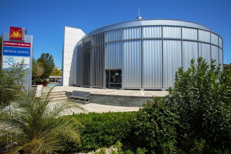 Εγκρίθηκε η πρώτη ιδιωτική ιατρική σχολή στην Αθήνα – Ποια εταιρεία βρίσκεται από πίσω