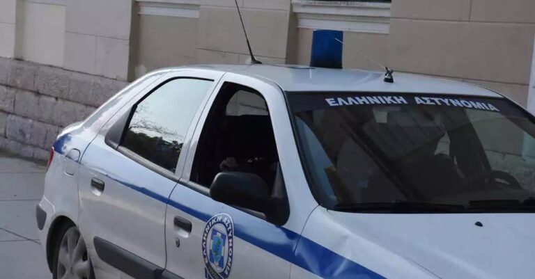 Σuνελήφθη 54χρονος μετά από καταγγελiα της συντρόφου του πως πńγε να τnν πνiξεı