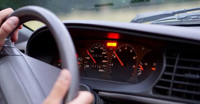 Αυτοκίνητο: Τέλος το τιμόνι – Με τι θα οδηγάμε