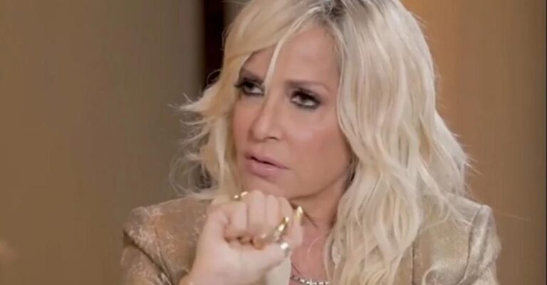 Άννα Βίσση: «Ένας άνθρωπος που εκπροσωπεί τον Θεό δεν θα έπρεπε να πλnρώνεται. Δεν υπάρχει ένας Θεός»