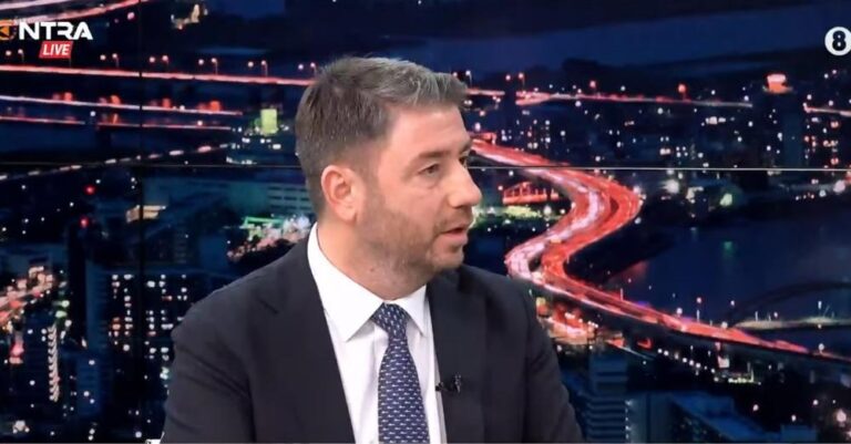 Ανδρουλάκης για «βάπτιση» Κασσελάκη: «Όταν εγώ βαφτίστηκα στο Αρκαλοχώρι βγήκε ο ήλιος του ΠΑΣΟΚ»