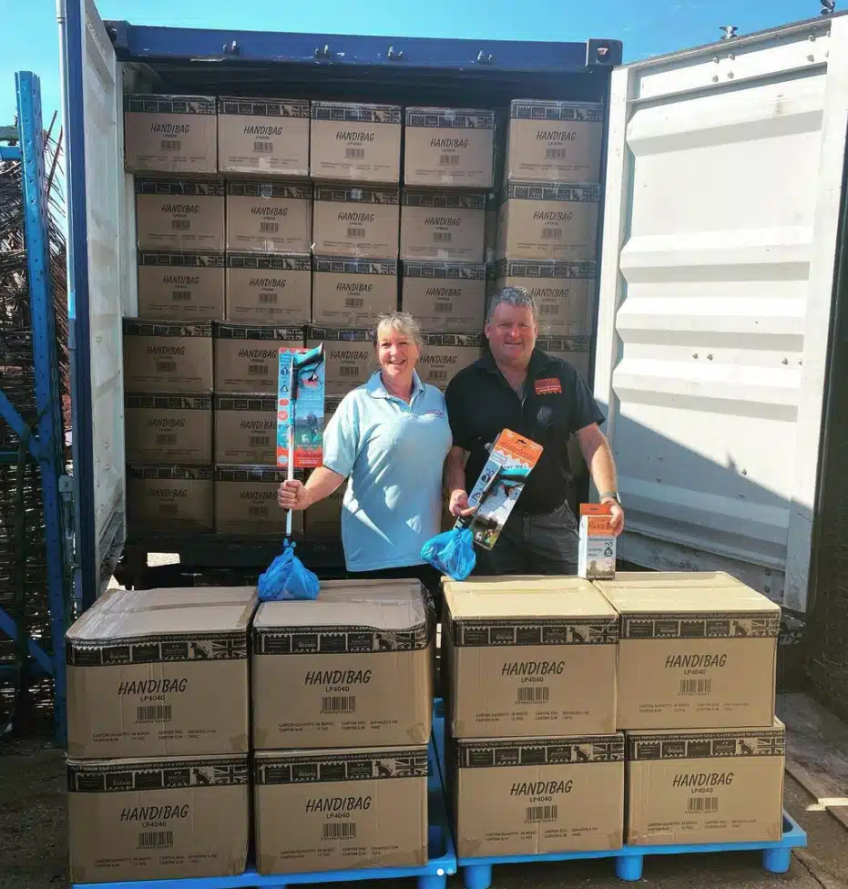 2017 john nicholls offered investors 889981392