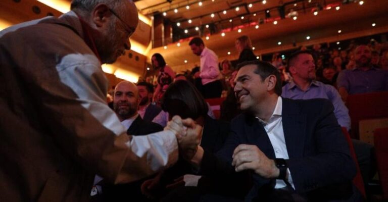 Ο Αλέξης Τσίπρας στην παρουσίαση του Ευρωψηφοδελτίου του ΣΥΡΙΖΑ