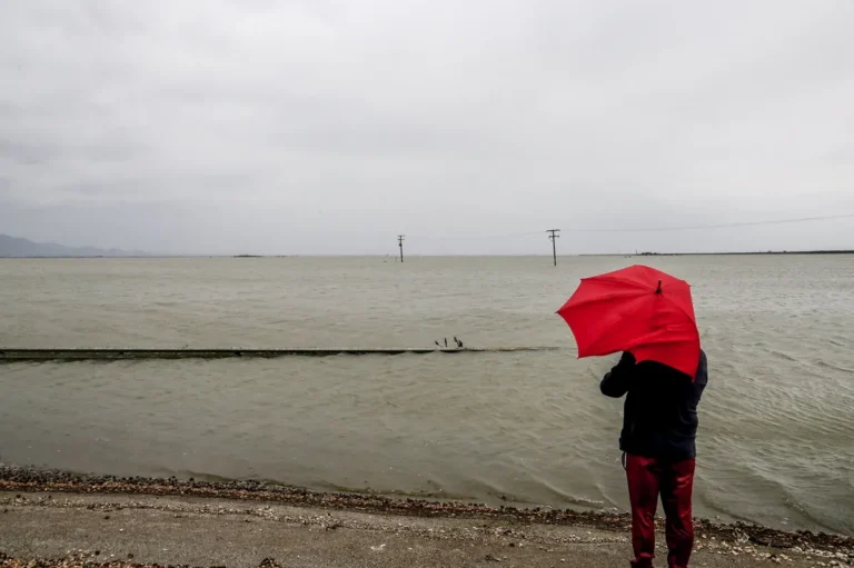 Καιρός αύριο: Σε ποιες περιοχές αναμένονται ισχυρές βροχές και καταιγίδες