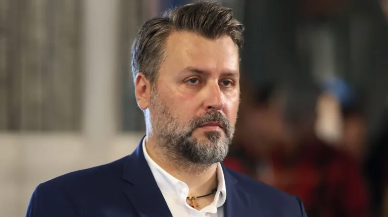 Γιάννης Καλλιάνος: «Θα γίνω ο εφιάλτης τους – Τίποτα δεν θα μείνει αναπάντητο»