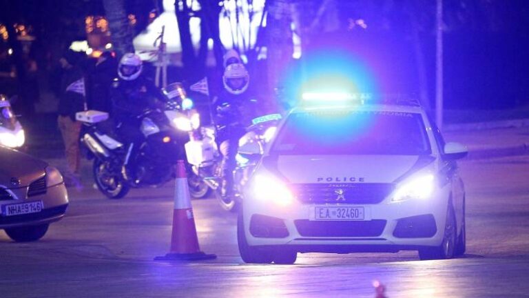 Tpόμος στο Μαρούσι έξω από γνωστό κλαμπ τα ξημερώματα