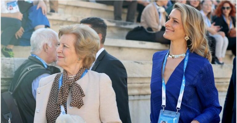 Μαθήματα ανωτερότητας από την Άννα Μαρία: Η εμφάνιση με την πρώην νύφη της Τατιάνα Μπλάτνικ έδωσε ένα υπέροχο μήνυμα