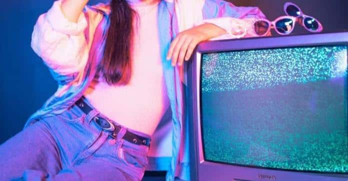 Μεταγραφή-βóμβα στην τηλεόραση με πασίγνωστη παρουσιάστρια