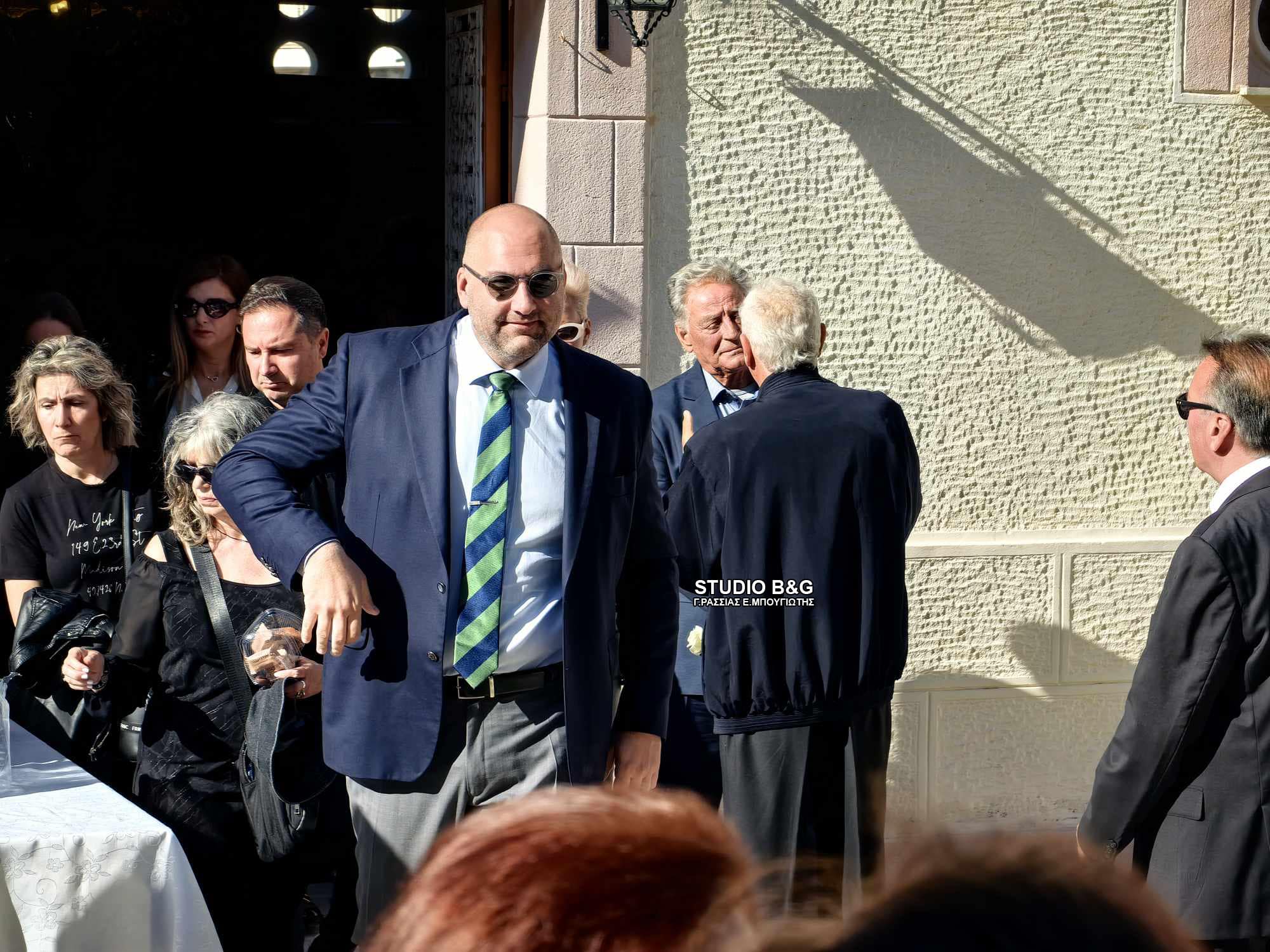 aa3f2557 c460 4539 8bb9 56c1dff1656b