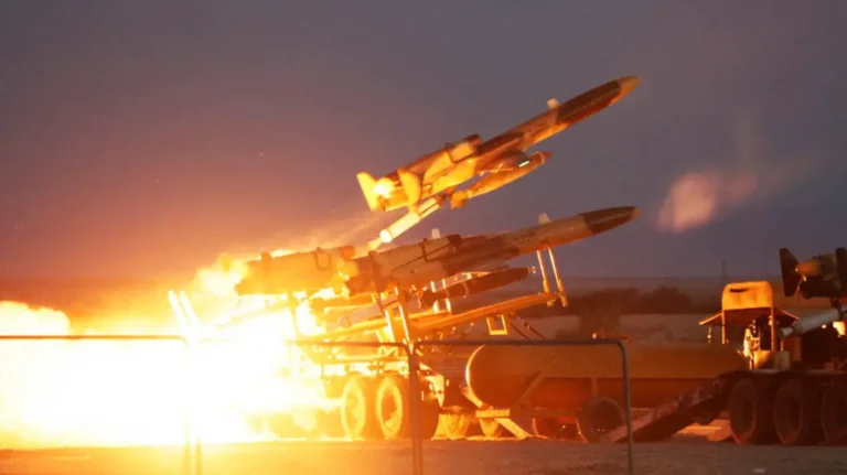 Δεκάδες drone πετούν από το Ιράν προς το Ισράηλ – Είμαστε έτοιμοι, λέει ο Νετανιάχου