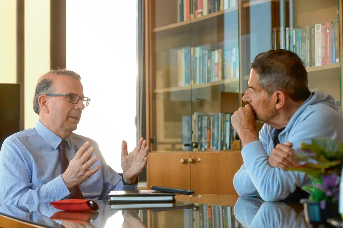 Θάνος Ασκητής: «Με το πρώτο χαστούκı από άντρα, σήκω και φύγε αμέσως» 9 askitis in 2