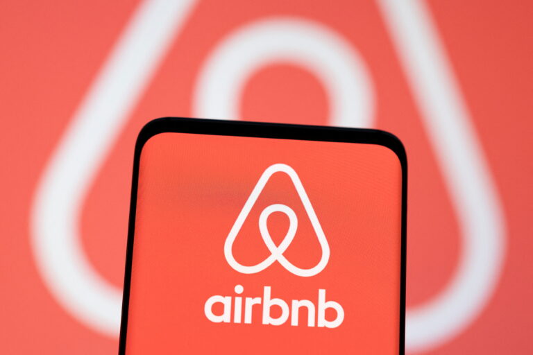 Άσχημα νέα για τα Airbnb στην Ελλάδα –  Το νέο απροσδόκητο χαράτσι στους ιδιοκτήτες