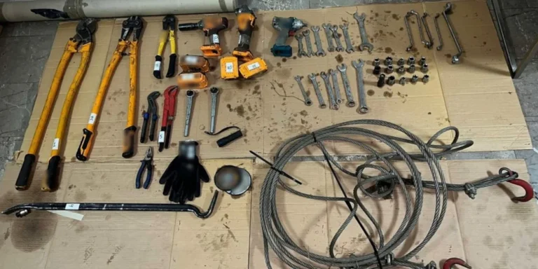 Δράστες ξήλωσαν χαλκό αξίας 400.000 εuρώ από 67 μετασχηματιστές του ΔΕΔΔΗΕ – Τέσσερις συλλήψεις