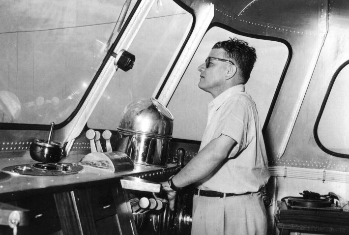 i archi tis aytokratorias to thryliko vapori poy o kapetan giannis latsis den esteile pote gia paliosidera 1