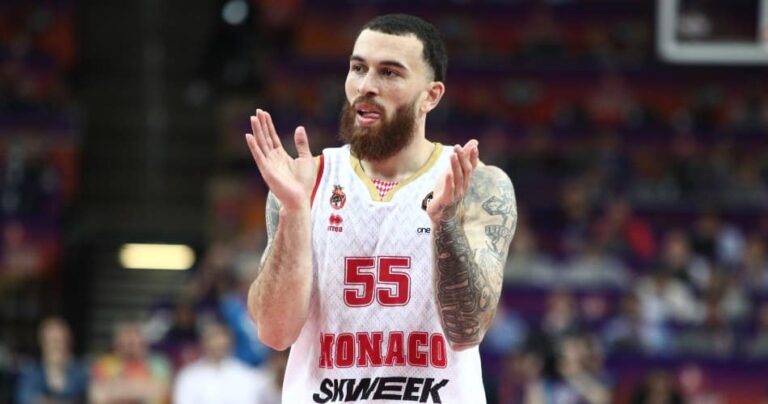 Χαμός τώρα με Μάικ Τζέιμς και Παναθηναϊκό