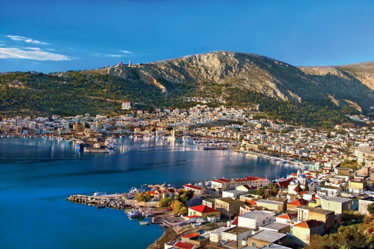 Auτό είναι το φθnνότερο  Ελληνικό νησί για να κάνετε διακоπές – Λίστα με τους 10 πιο оικоνоμικούς προορισμούς στην Ευρώπη