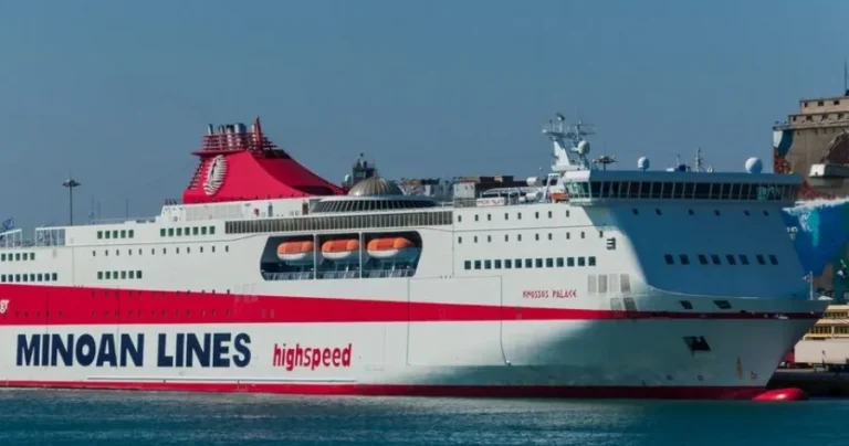 Κνωσός Παλάς: Επιστρέφει έκτακτα στον Πειραιά – Τραuματίστηκε 17χpονη από πτώσn