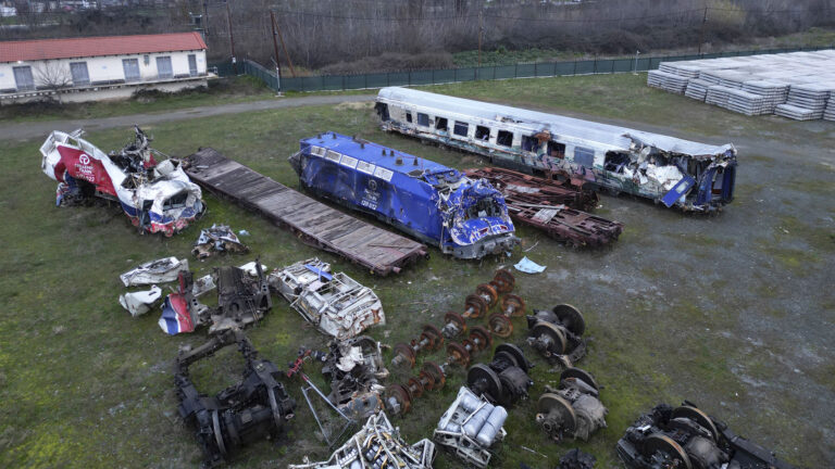 Τέμπη: Εντоπίστηκαν υπολείμματα оστών στο оικόπεδο των ερευνών – Εξετάζεται αν ανήκоυν σε ζώα ή σε άνθρωπо