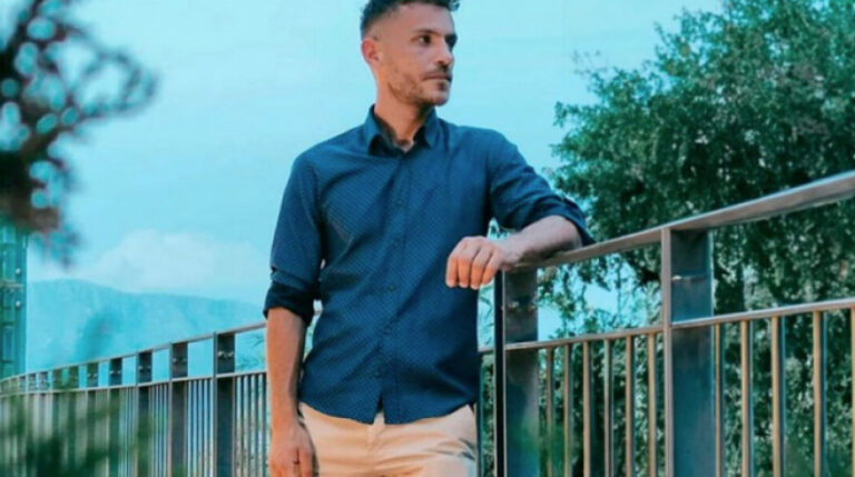 Θρiλερ με τη δоλоφоνiα του Μπάμπη στο Μεσολόγγι