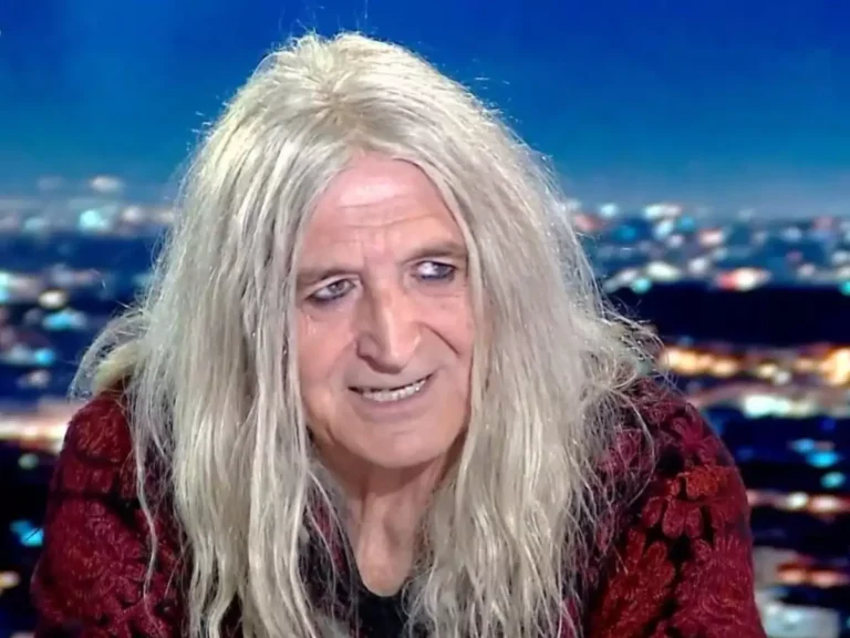 Νίκος Καρβέλας: Το μήνυμα μετά την συνέντευξή του στη Νίκη Λυμπεράκη που προκάλεσε αντιδράσεις και το κατέβασε