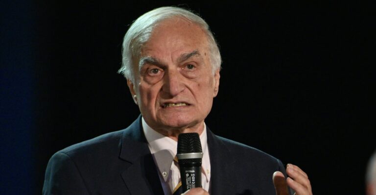 Ευχάριστα νέα για τον Μανώλη Μαυρομμάτη – Αποσωληνώθηκε μετά από από 45 ημέρες