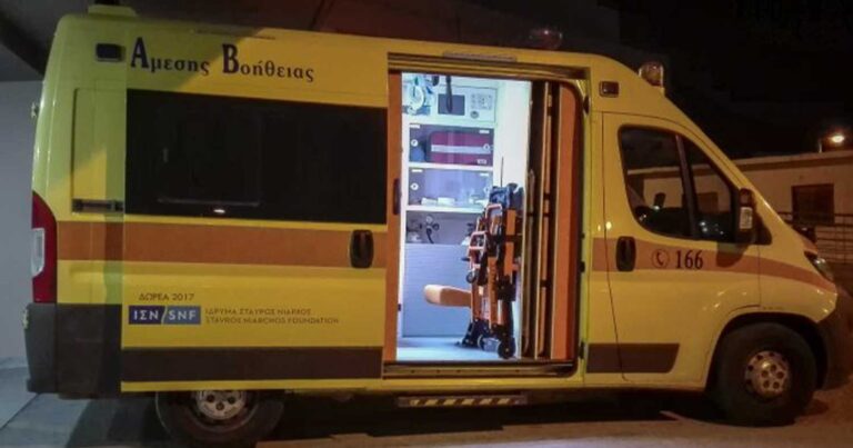 Λάρισα: Γυναίκα γέννησε μόνη της μέσα στο αυτοκίνητο 5 λεπτά πριν φτάσει στην κλινική – «Υποκλίνομαι» λέει ο σύζυγός της