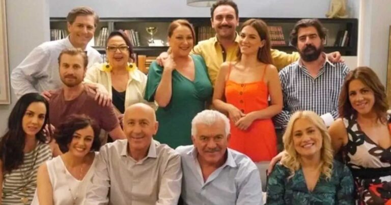 Το Σόι σου: Οι πρωταγωνιστές της σειράς ξανά μαζί 10 χρόνια μετά το τέλος της σειράς