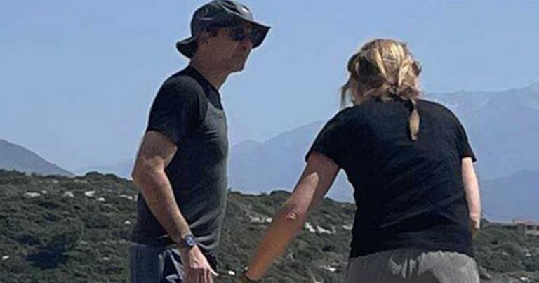 Κυριάκος Μητσοτάκης: Στο Μαράθι για ανοιξιάτικο μπάνιο ο πρωθυπουργός