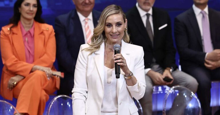 Ελεονώρα Μελέτη: «Θα αγωνιστώ για τα δικαιώματα των γυναικών» – «Το χρωστάω στην κόρη μου»