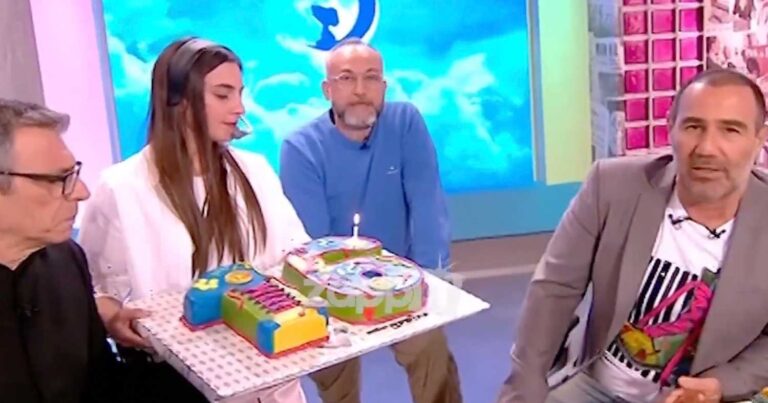 Αντώνης Κανάκης: Γıόρτασαν στον αέρα τα 16 χρόνια του Ράδιο Αρβύλα