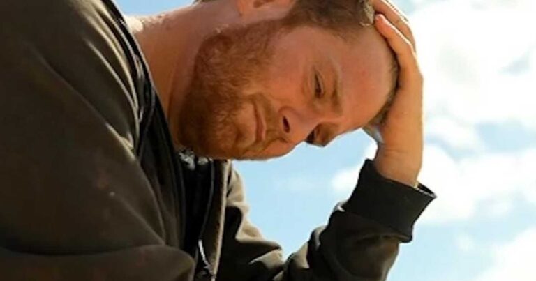 Survivor: Η στιγμή που ο Τζέιμς Καφετζής μαθαίνει για το ναυάγιο του πατέρα του στον Ειρηνικό Ωκεανό