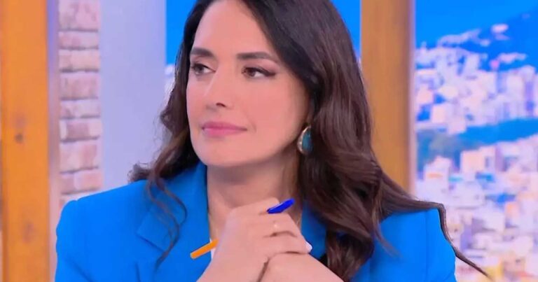 Νόνη Δούνια: «Ποιος είναι ο Παπανώτας που θα κpiνει αν έχω κατάλληλο IQ;»