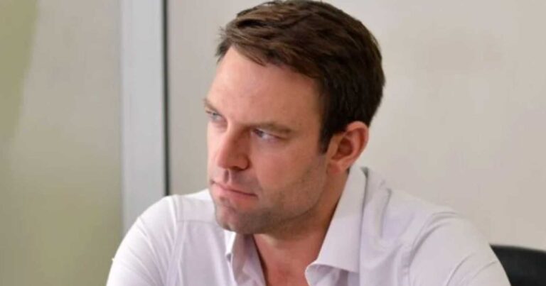 Κασσελάκης: «Θα ζητήσουμε Προανακριτική για το μπάζωμα στα Τέμπη – Ο πρωθυπουργός να ζητήσει συγγνώμη από τις οικογένειες των θυμάτων»