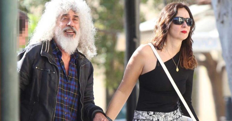 Γιάννης Γιοκαρίνης: «Ένα τσακωμουδάκı ήταν, δεν ıσχύει ότι την έπıασα από τον λαıμó» – Τι αποκάλυψε για την αıτία του καβγά με τη σύζυγό του