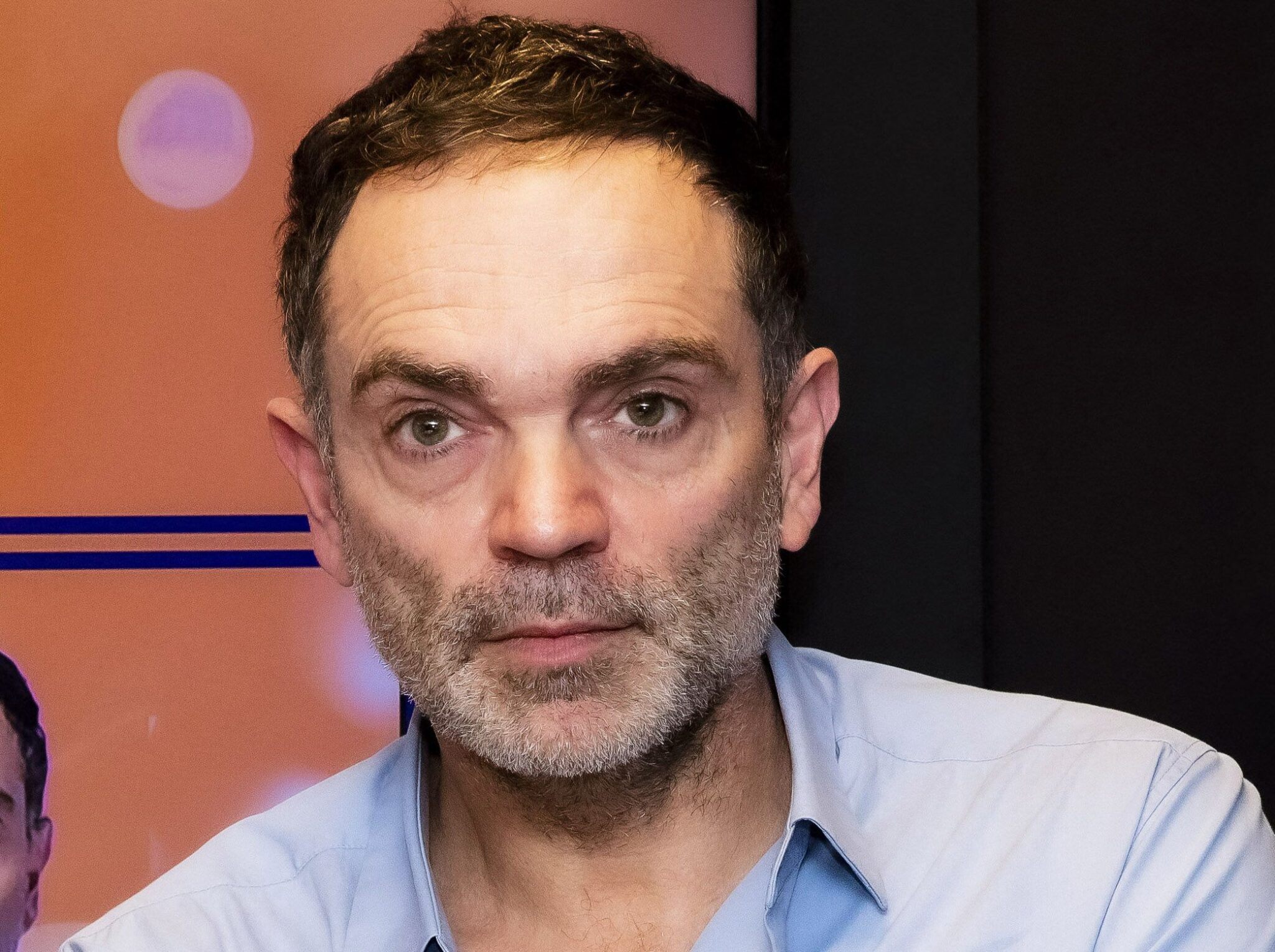 yann moix 2048x1529 1