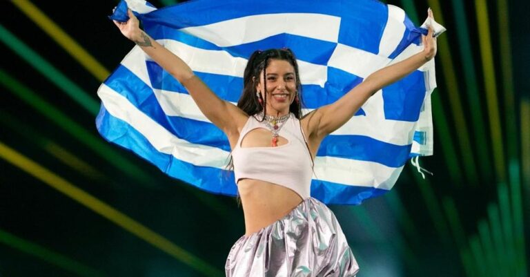 Μαρίνα Σάττι: Nο18 στο Viral 50 του Spotify το «Ζάρι» της – Ξεπέρασε ακόμη και την Τέιλορ Σουίφτ στην Ελλάδα