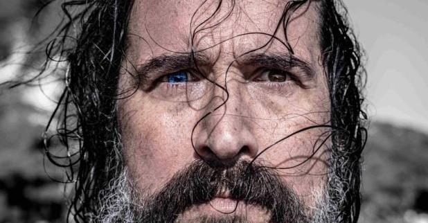 Τάσος Νούσιας: Από πειρατής στη «Μάγισσα» γίνεται ψαράς στο «Η θάλασσα και ο γέρος»