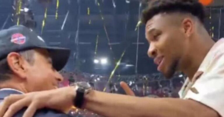 Γιάννης Αντετοκούνμπο σε Εργκίν Αταμάν: «Είσαι ο νούμερο 1 κόουτς»