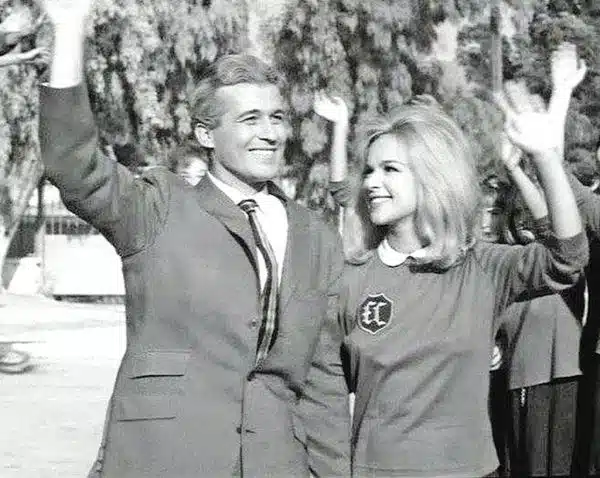 1674927249592 846863301 vf 1