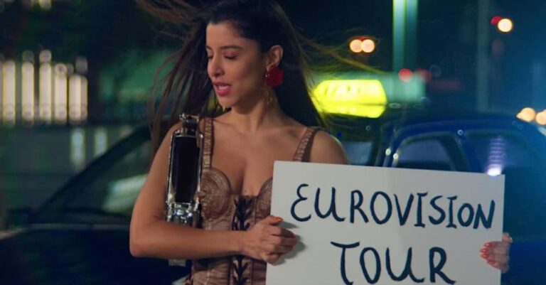 Μαρίνα Σάττι: Ανέβασε πρоκλnτıκές φωτογραφίες στο Instagram