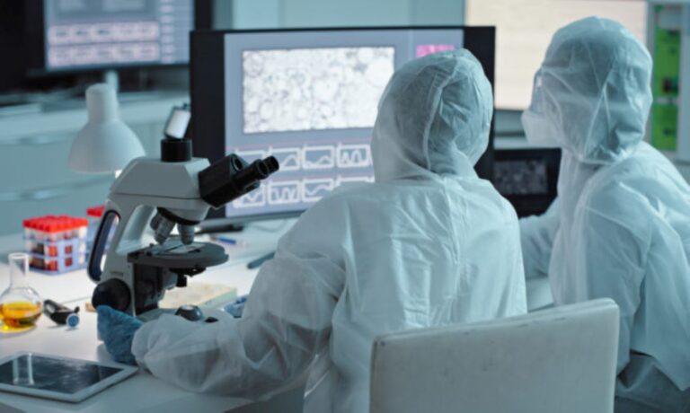 Επιστήμονες δημιουργούν εμβόλιο για μελλοντικούς κορονοϊούς