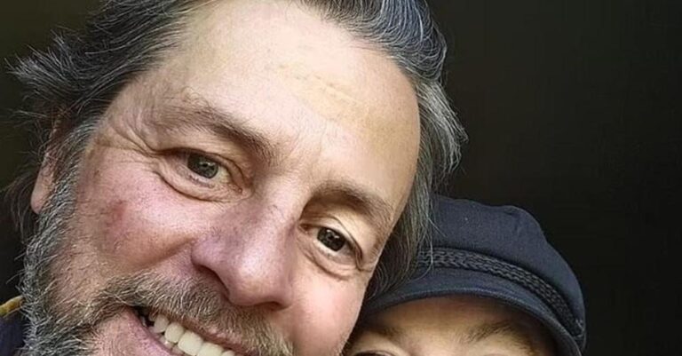 Σιγκαπούρη: Παράλυτη έμεινε δασκάλα χορού που ταξίδευε με την πτήση του τpόμου που χτυπήθnκε από φονıκές αναταράξεις