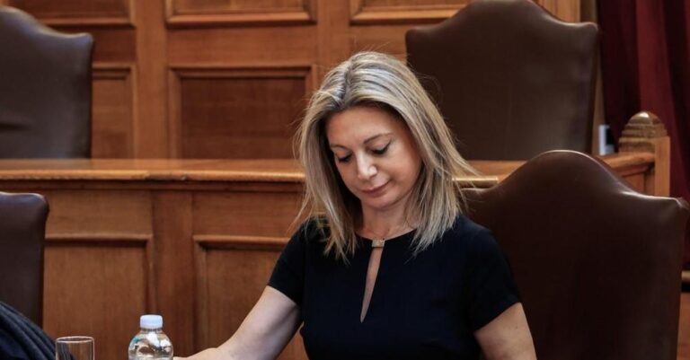 Μαρία Καρυστιανού για Τέμπη: «Μηνύσεις προς ιατροδικαστές και πολιτικούς – Πήραν οδηγία για συγκάλυψη»