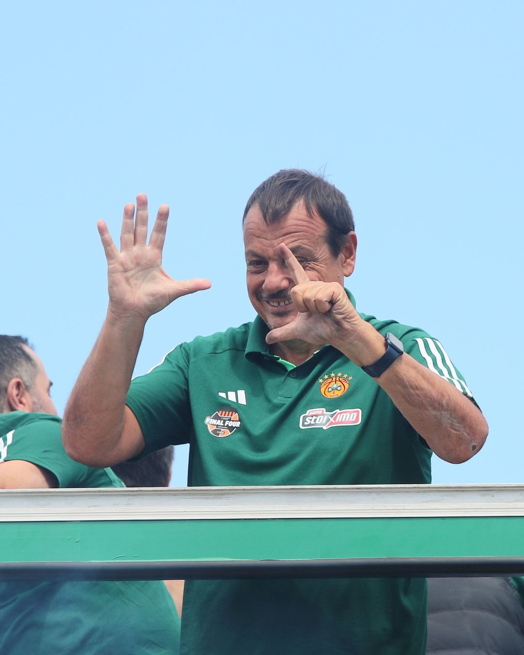 443916566 871856441638500 1012286144652648945 n