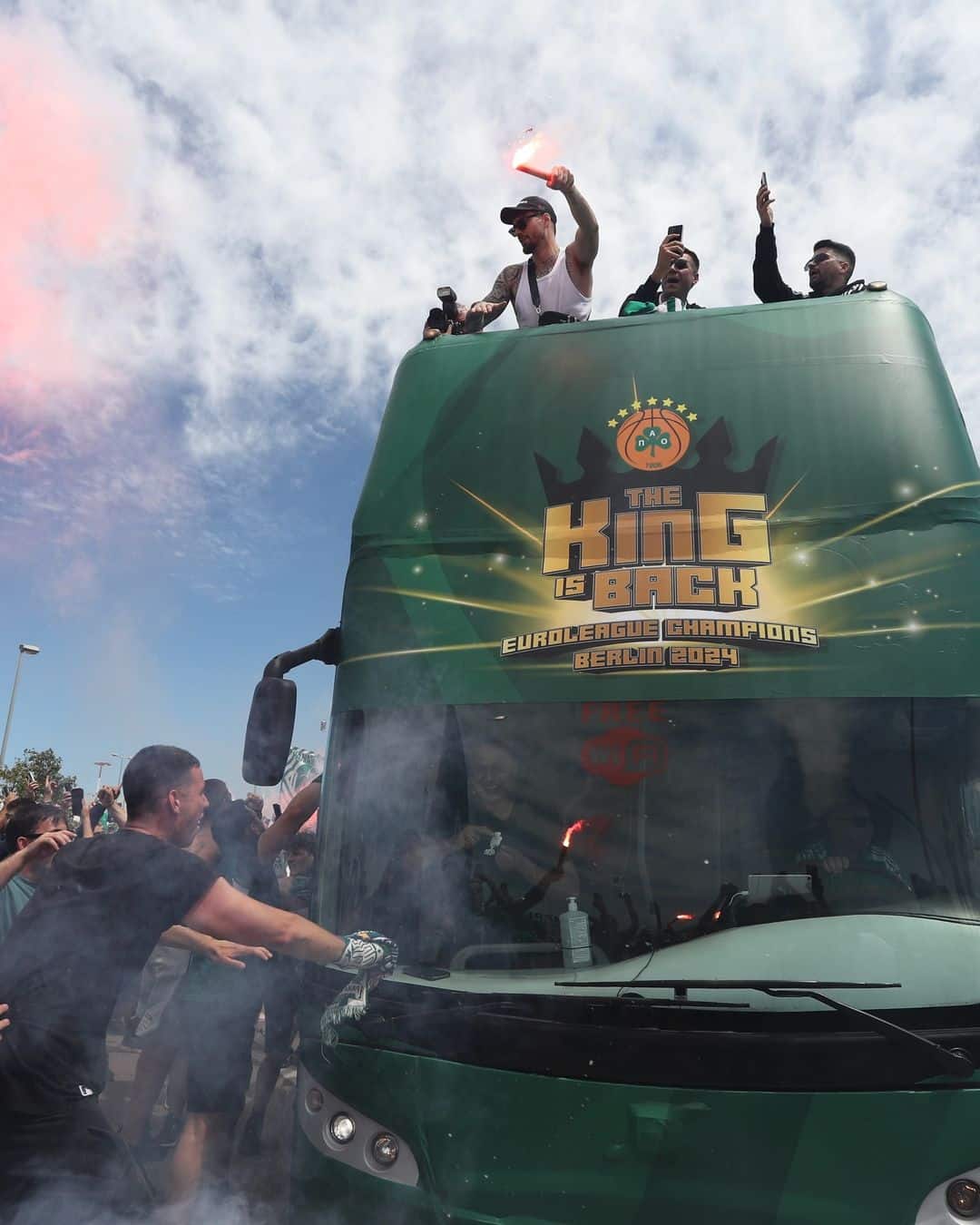 445171113 871856444971833 8776341944622110593 n