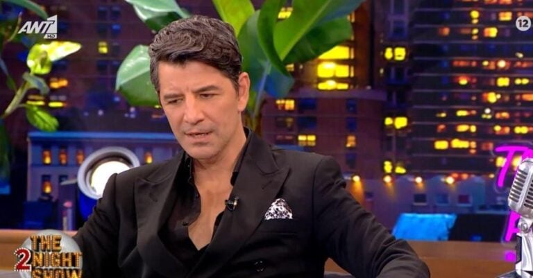 Σάκης Ρουβάς: «Ήμουν συμμαθητής με τη μητέρα μου, τελειώσαμε μαζί το λύκειο σε νυχτερινό σχολείο»