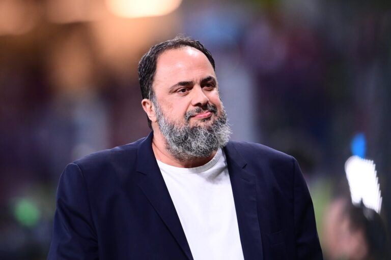 «Χρυσό» πριμ από τον Βαγγέλη Μαρινάκη για την κατάκτηση του Conference League – Το ποσό που θα δώσει στους παίκτες