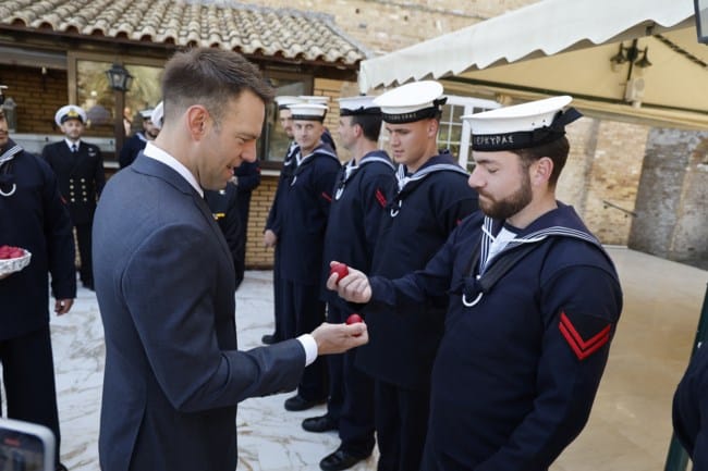 887cbcbd8d56414fbcfba5ec3d8d2641